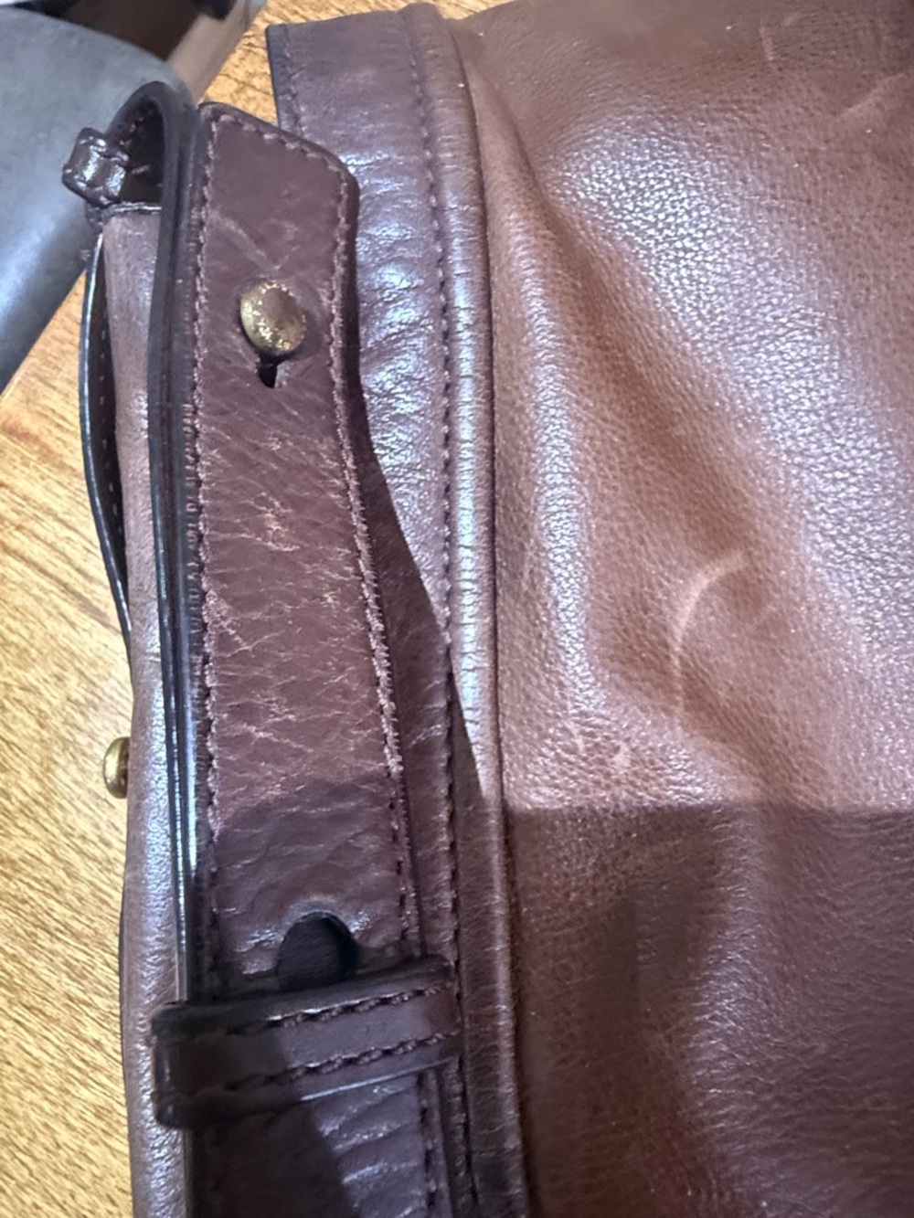 Brown Leather Messenger Bag with Turn-Lock Closure - Picture 2 of 16